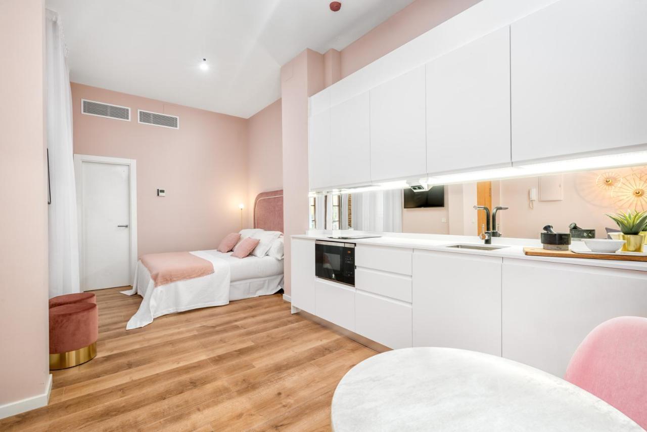 Iloftmalaga Casapalma Aparthotel ภายนอก รูปภาพ