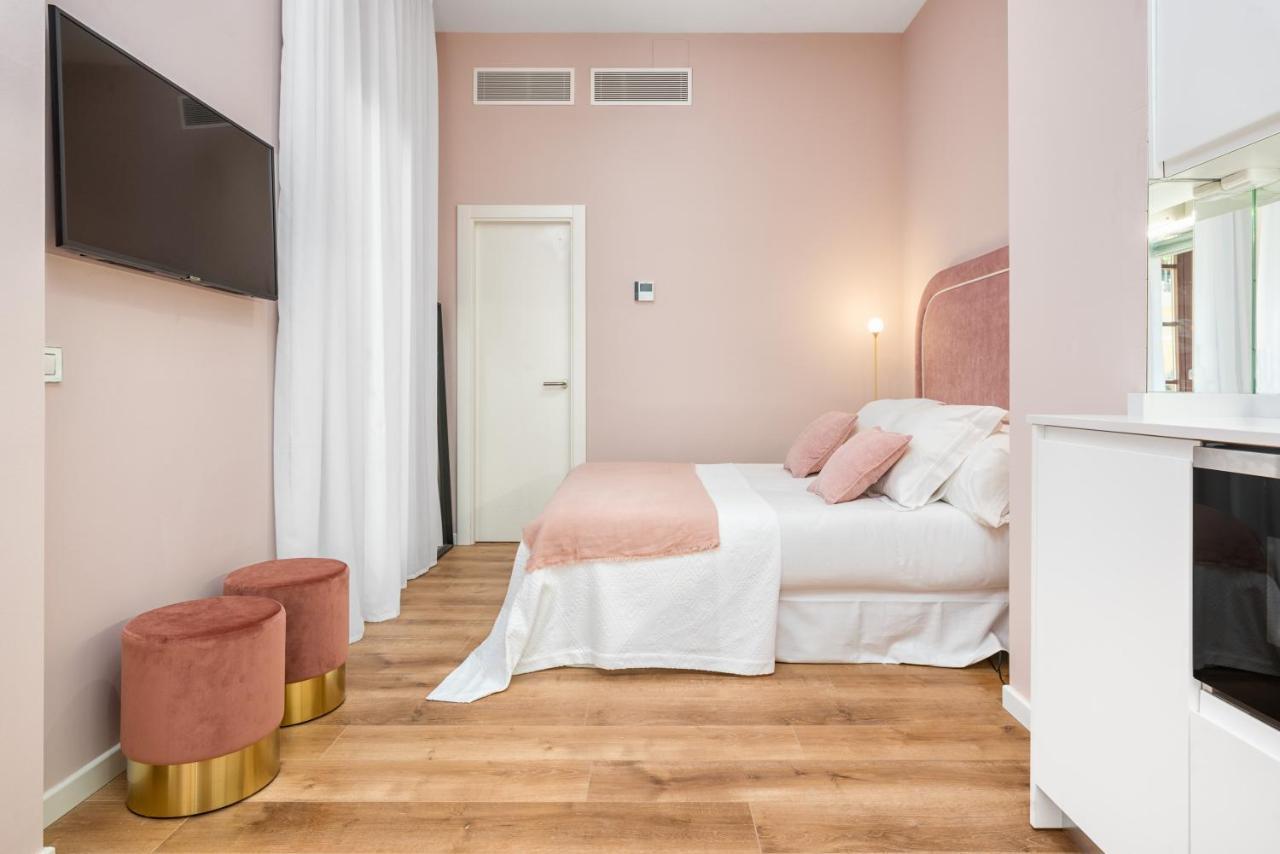 Iloftmalaga Casapalma Aparthotel ภายนอก รูปภาพ